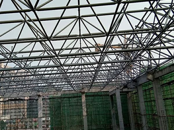 高邮螺栓球网架工程报价